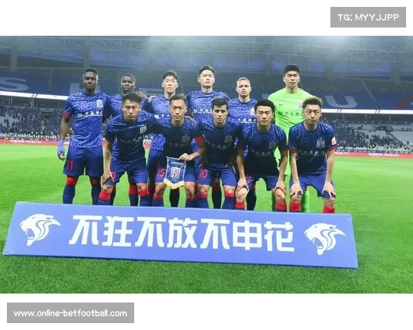 上海申花与浙江绿城比赛因台风木兰逼近华东沿海延期举行 上海申花与浙江绿城比赛因台风木兰逼近华东沿海延期举行